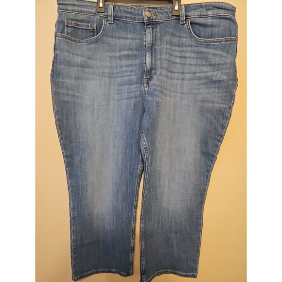 Lee Heritage Women's Relaxed Fit Straight Leg‎ High Rise Jeans Size 22 - Picture 1 of 12